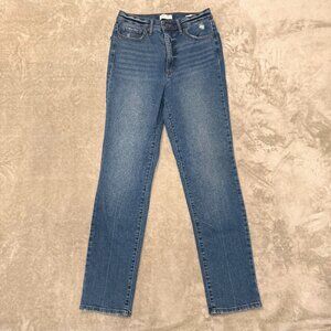 Sofia Jeans by Sofia Vergara Eden Super High Rise Straight Medium Wash Size 6